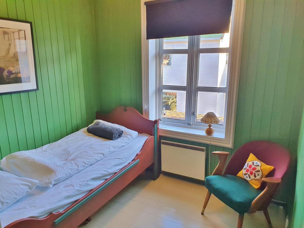 Heimbrygga Restaurant & Accommodation Skrova ภายนอก รูปภาพ