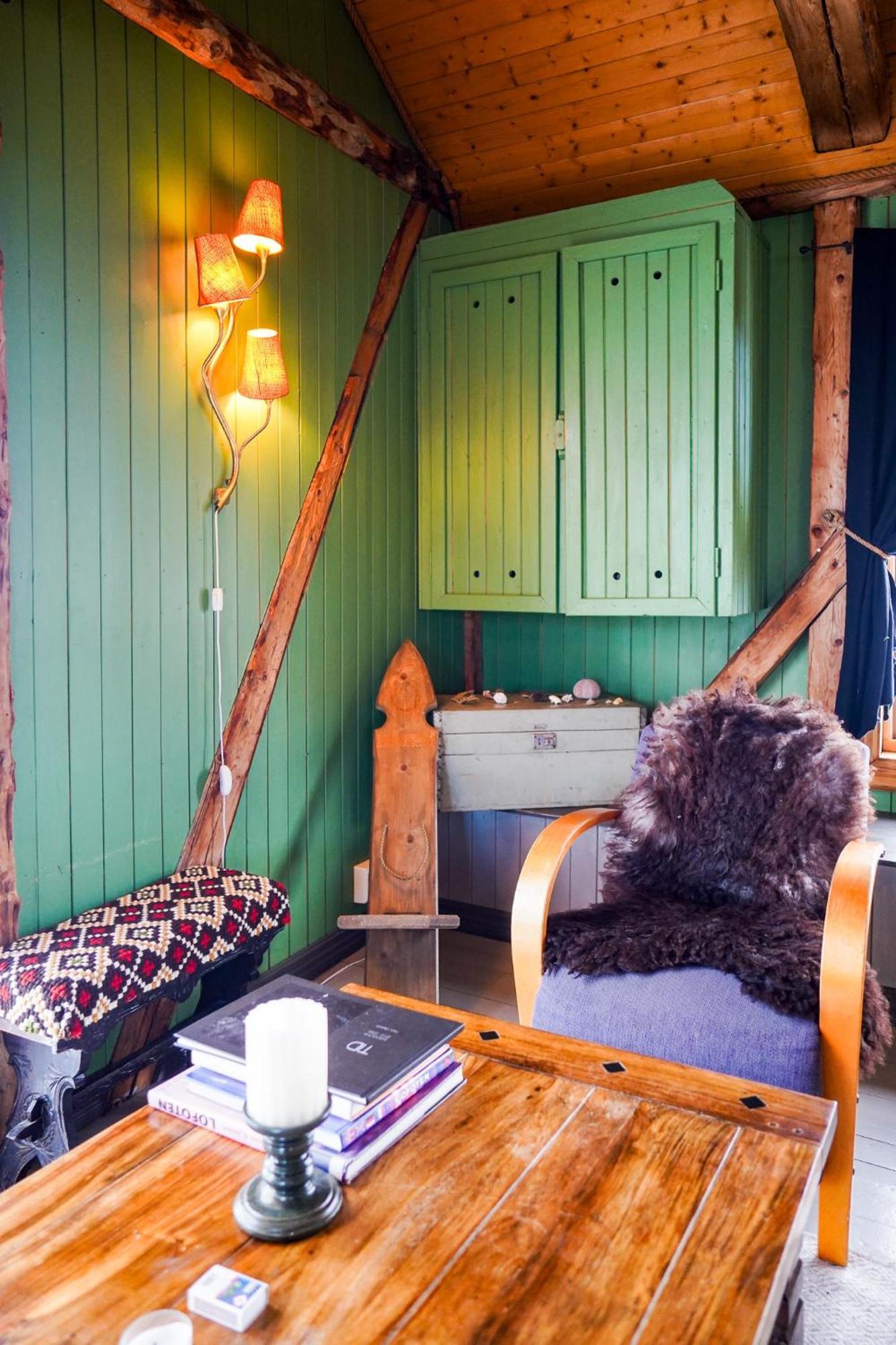 Heimbrygga Restaurant & Accommodation Skrova ภายนอก รูปภาพ